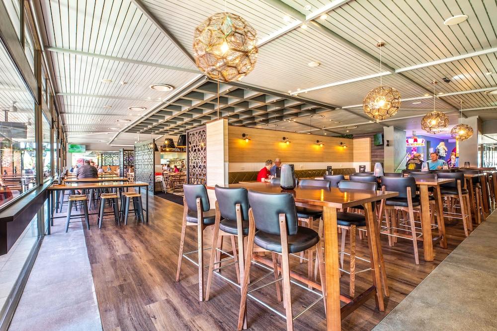 Nightcap At The Ranch Hotel Macquarie Park Buitenkant foto