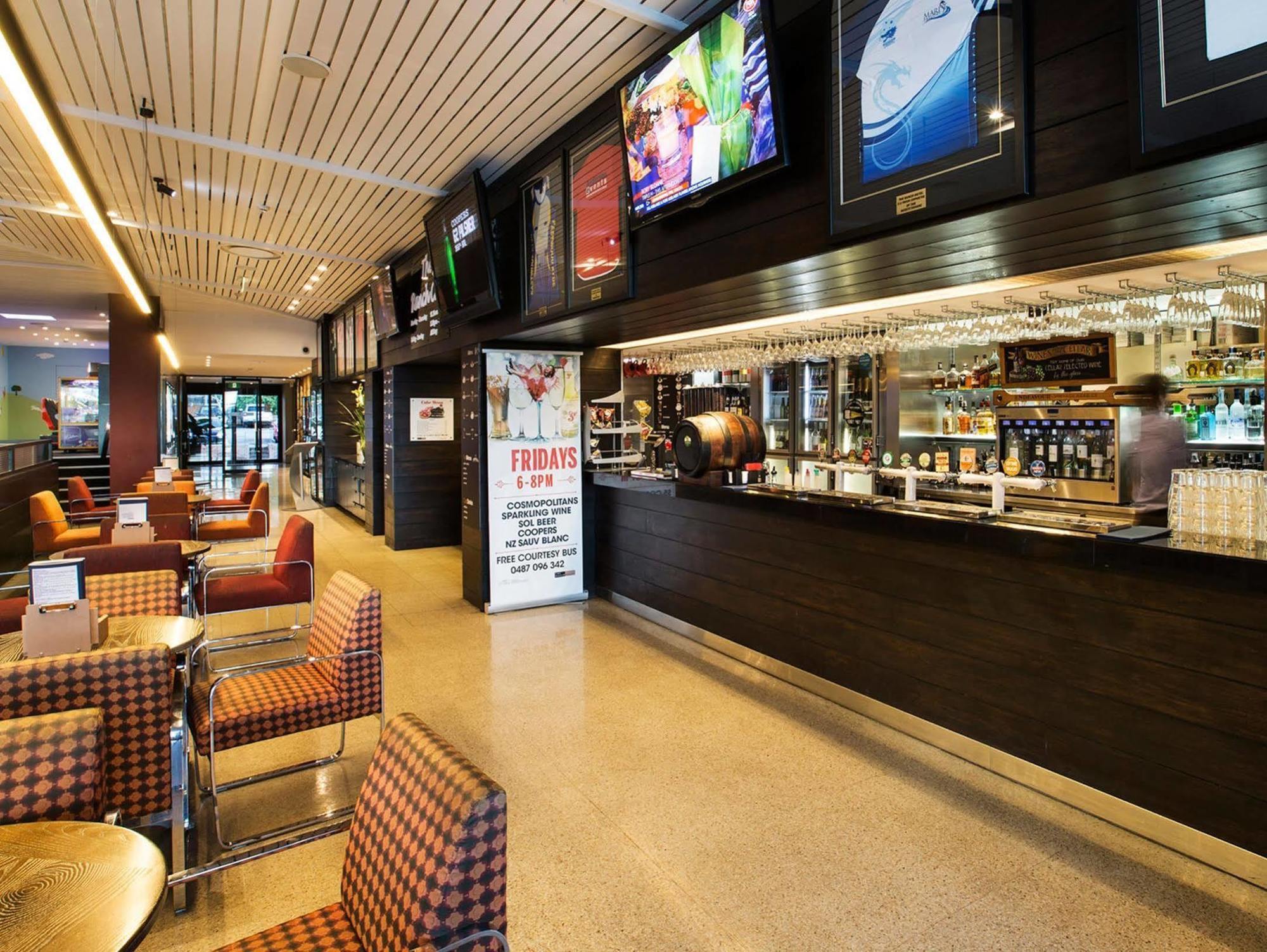 Nightcap At The Ranch Hotel Macquarie Park Buitenkant foto
